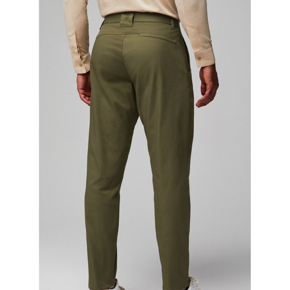 Fabletics Mens The High Side Chino Classic Fit 5-Pocket Pant Olive Green 40x32 - Picture 2 of 10
